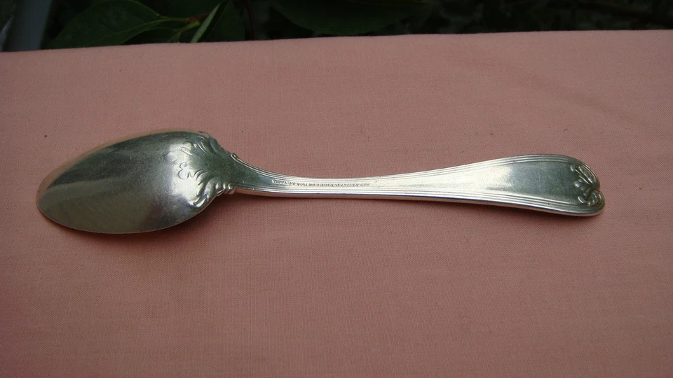 ANTIQUE TIFFANY & CO "COLONIAL" STERLING SILVER TEA SPOON 5 3/4", C.1895 - Image 3 of 4