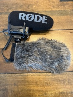 RØDE VideoMic Pro Shotgun Mic Shoe Mount w/ Windscreens Shock Mount 3.5mm
