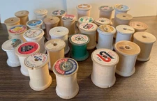 Lot of 33 Vintage Empty Wooden Thread Spools - Crafting Projects