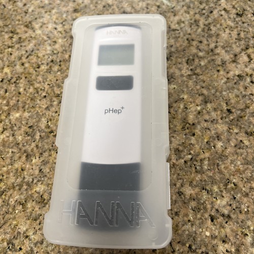 pHep®+ Pocket pH Tester with 0.01 pH Resolution