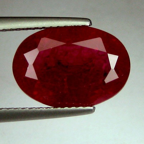 13.80 Ct. PIGEON BLOOD RED RUBY OVAL GEM - Picture 1 of 2