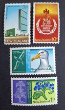 NEW ZEALAND 1970 - UHM -  UNITED NATIONS  &  CHATHAM ISLANDS  COMPLETE SETS