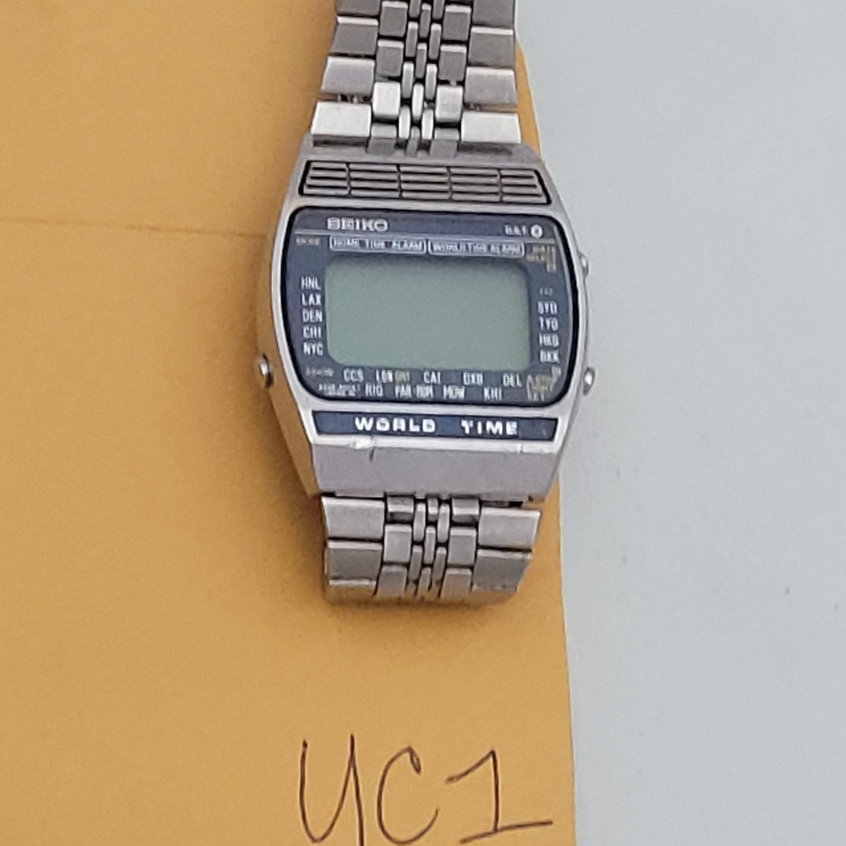 SEIKO セイコー　A239-502A Seiko World Time A239-502A Vintage Digital Watch Review
