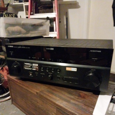 Yamaha RX-A800 Aventage 7.2 AV Reciever Bundle Remote, AM & FM Antenna, Mic NM