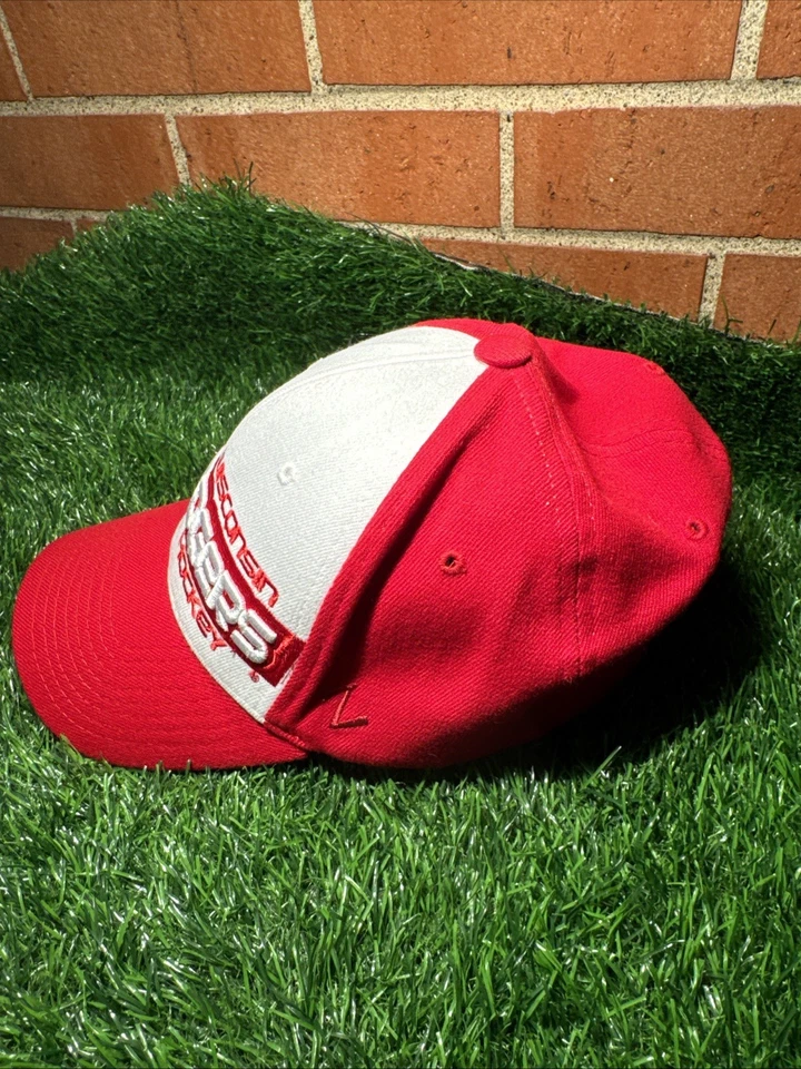 Sombrero de hockey Wisconsin Badgers ajuste en Z elástico rojo blanco logotipo bordado Foto 2 de 4