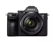 Sony a7 III Alpha ILCE-7M3 Compact Camera 28-70mm Lens 4K 24.2MP Black