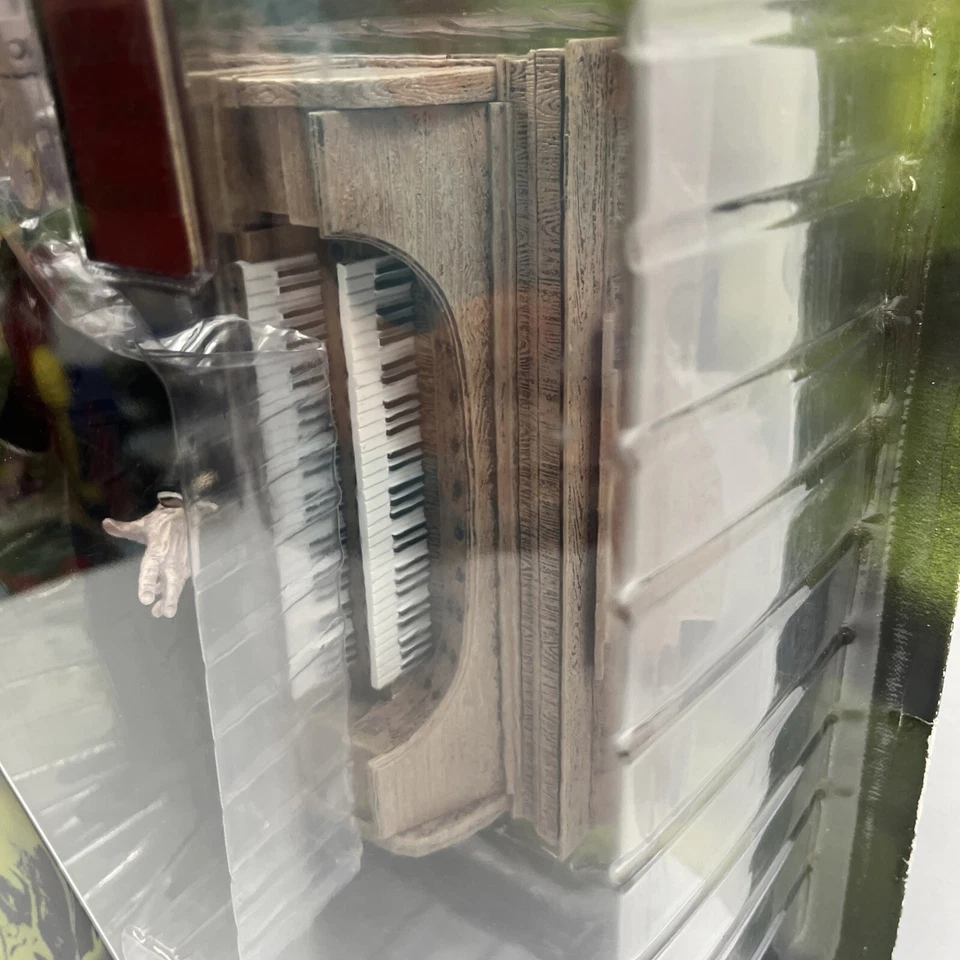 The Phantom of the Opera Figure Universal Monsters Diamond Select 2012 NIP READ - Image 3 of 4