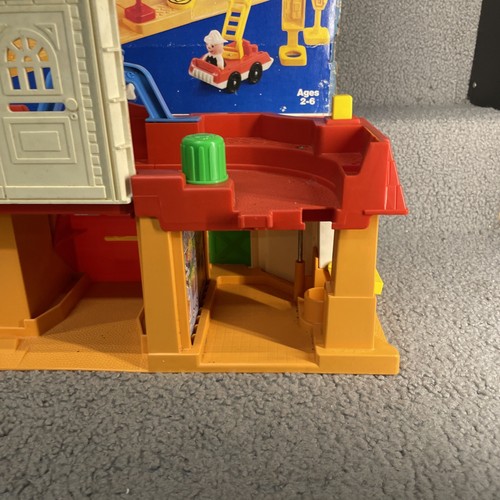 Rare Vintage Fisher-Price Little People Main Street, With Box #2500 - Picture 4 of 13