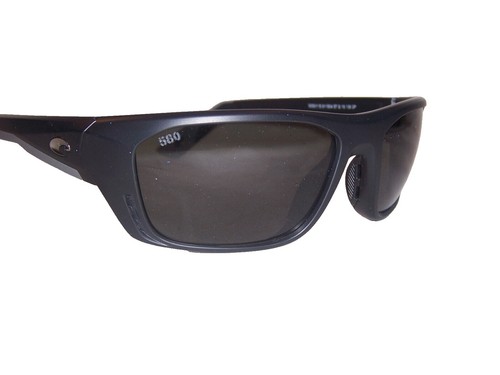 Costa Tippet Tl 11 Black Frame Sunglasses with Gray Tinted Lenses Costa Clipperton M (58-18) with Gray lenses and Matte Black  main image 3