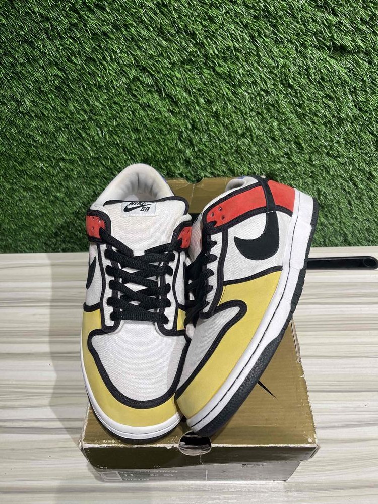 Size 11M/12.5W - Nike SB Dunk Low Piet Mondrian Sz 11 304292 Size 11M/12.5W - Nike SB Dunk Low Piet Mondrian Sz 11 304292