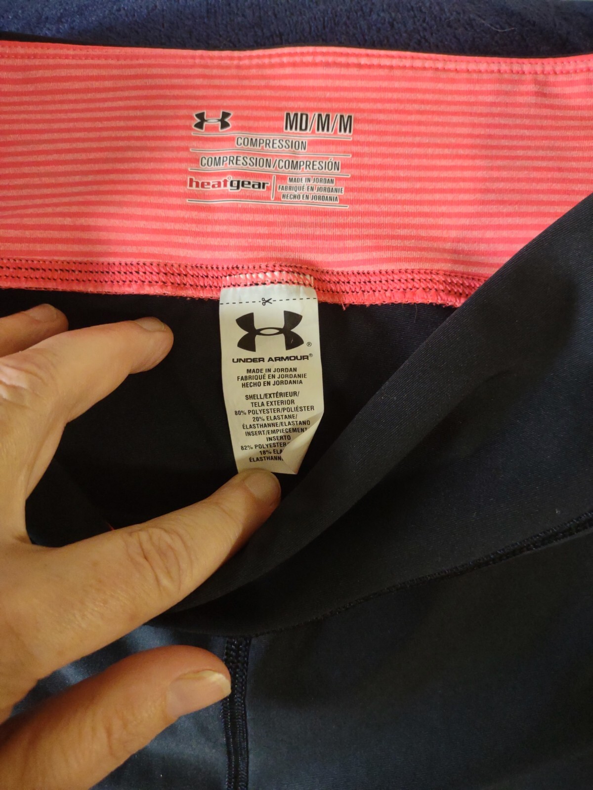 under armour compression capris size medium - image 3