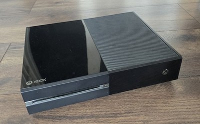 Xbox One 500 GB Konsole, Inkl. 2 Controller, 5 Spiele