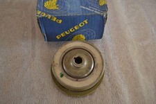 Poulies diverses Peugeot 504