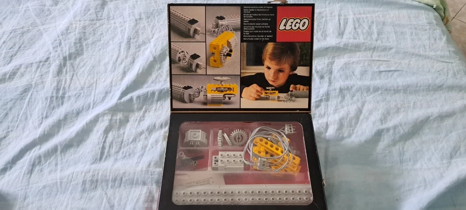 LEGO Technic 8700 Expert Builder Power Pack, foto 1 di 5
