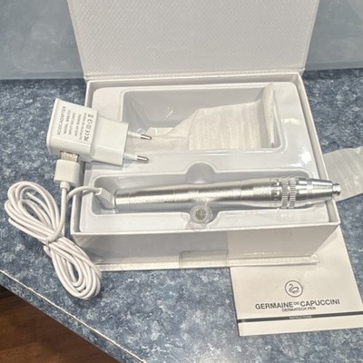 Germaine de Capuccini Dermatech Pen Microneedling Skin Applicator Silver