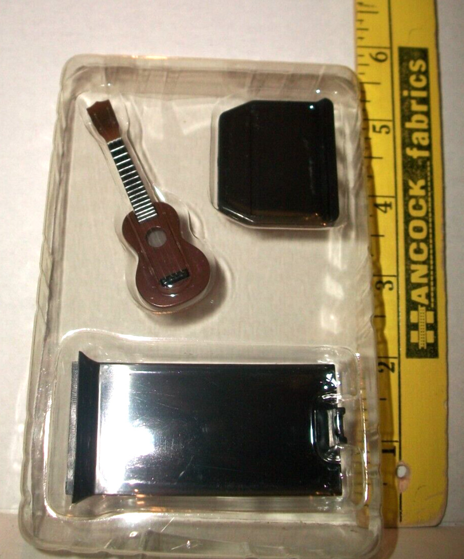 MINIATURE UKELELE  INSTRUMENT W STAND 2 AND 3/4 INCHES NEW 1/6 FOR BARBIE DOLLS