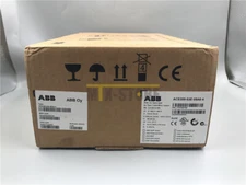 1QTY Brand New In Box ABB Inverter ACS355-03E-05A6-4 with keybord