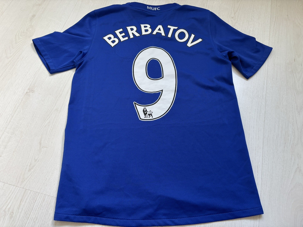 ゆ*う様 NIKE マンチェスターユナイテッド2008〜2009 ベルバトフ 9 ゆ*う様 NIKE マンチェスターユナイテッド2008〜2009 ベルバトフ 9
