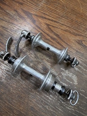 KLEINFLANSCH CAMPAGNOLO RECORD NABEN 36 LOCH, MIT ORG Q/R SPIESSEN VINTAGE
