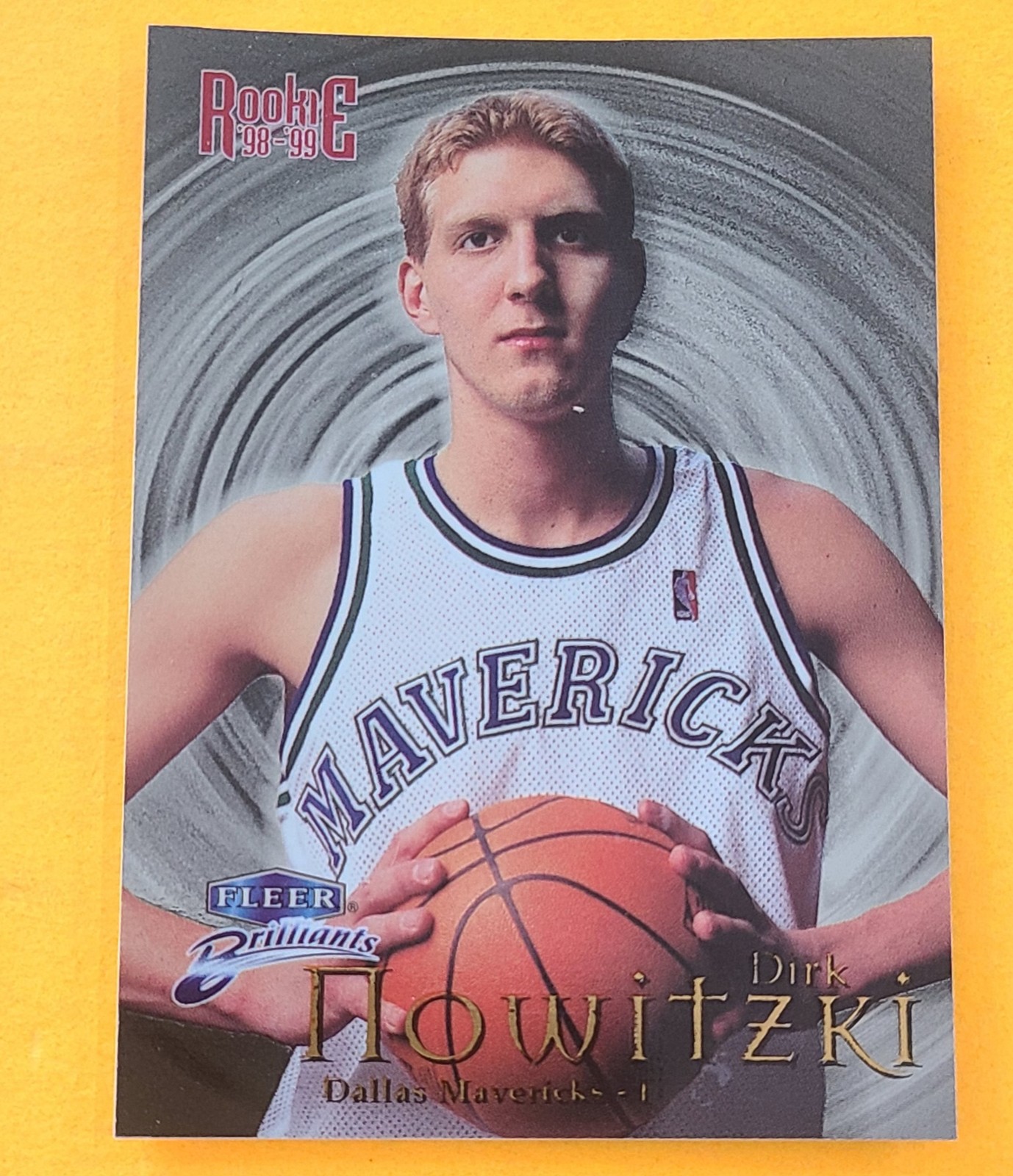 1998-99 Fleer Brilliants #109 Dirk Nowitzki RC