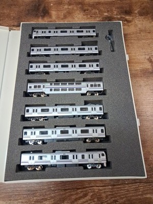 Tomix Spur N J.R Interurban Serie E217 Eisenbahn 7 teiliges Set Powered Train