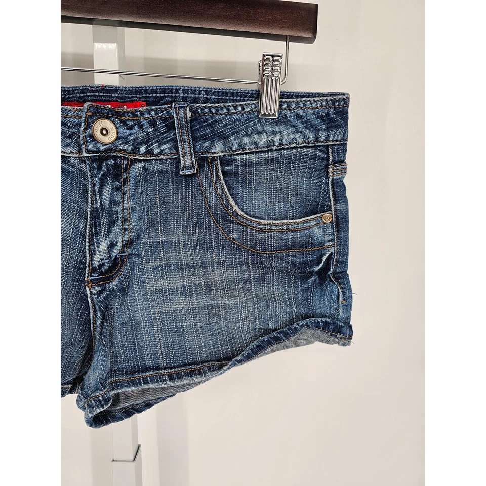 Pantalones cortos vaqueros azules de tiro bajo vintage Y2K MUDD Juniors talla 11 Foto 2 de 4