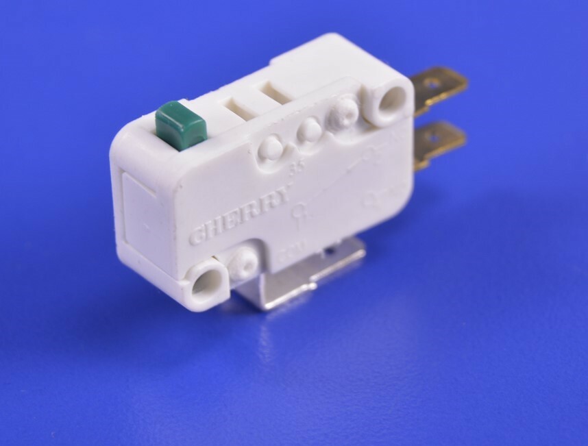 Cherry D41CR1AA N Button Quick Connect Snap Action Switch for sale