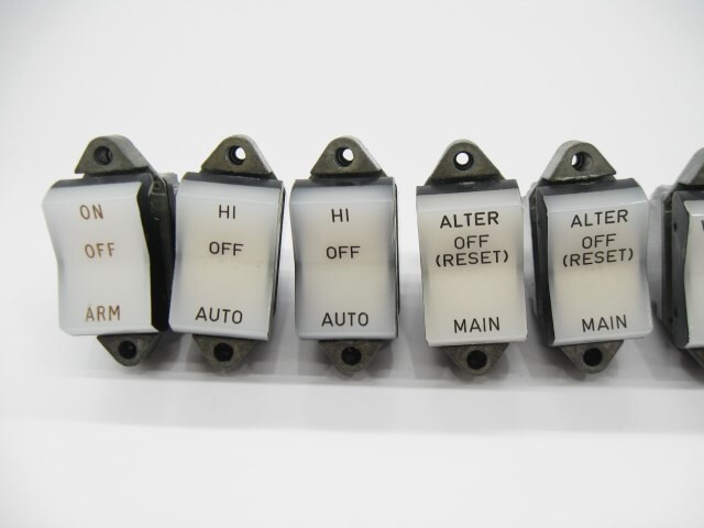 Aircraft Rocker Switches - PN: 2TP1-1 - Lot # B1743 | eBay