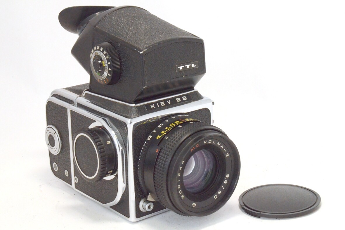 Kiev 88 Hasselblad Copy con 80mm F2.8 E Pentaprisma TTL formato