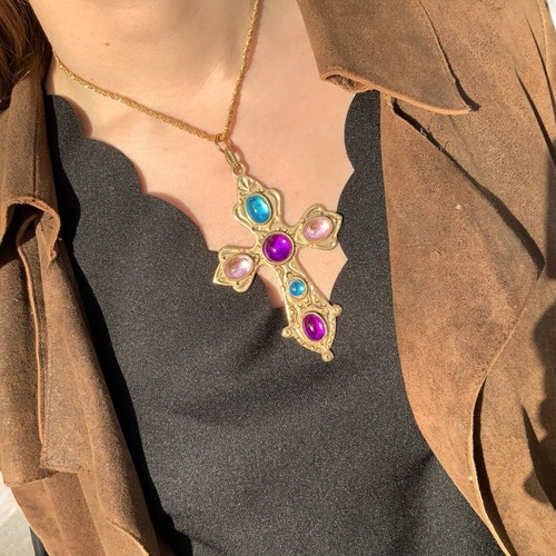 Pendentif Vintage P&M Paris – Orné Doré Et Émail Avec Pierre Ambre – Bijou Français