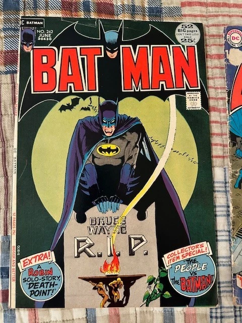 Batman Bronze/Copper/Modern Age Comic Lot (DC Comics Softcover) - Image 2 of 4