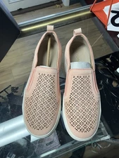 New Vionic Ladies Peach Perforated Slip On Sneakers - Size 6.5