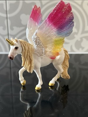 Schleich 70576 Bayala Geflügeltes Regebogeneinhorn Gebraucht