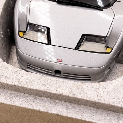 AUTOart 1/18 Bugatti EB 110 GT EB110 Silver 70979 diecast model