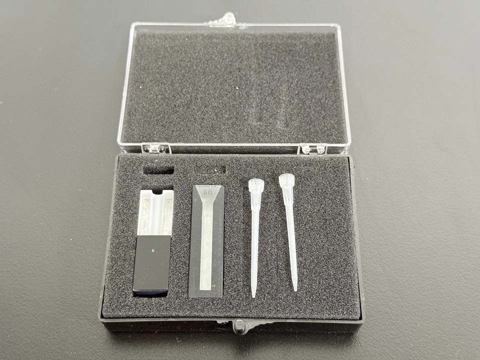 Celda Agilent 5063-6565 Ultra Micro cuartos de galón 10 mm 5uL Foto 2 de 3