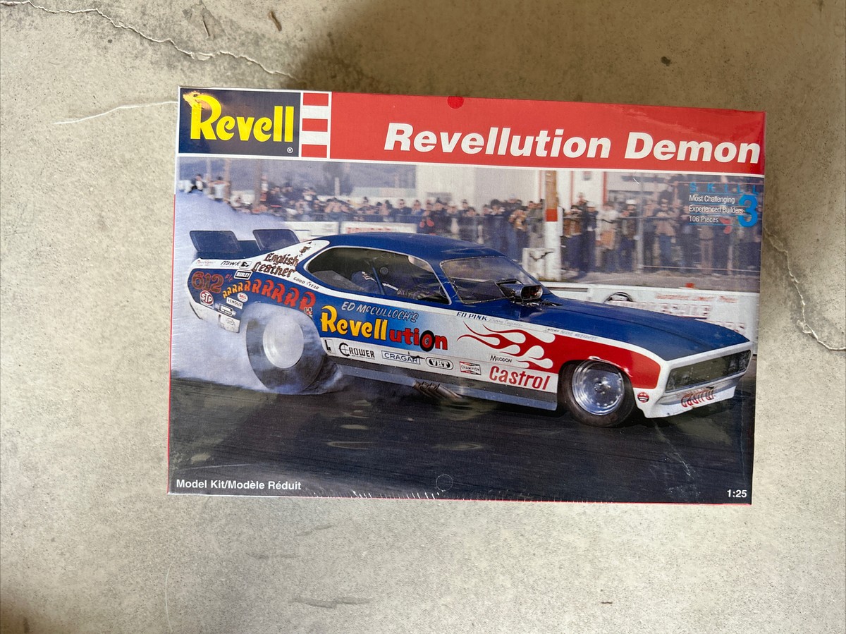 Revellution Dodge Demon Funny Car Dragster Revell-Monogram 1:25