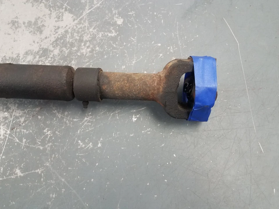 1998 Jeep Cherokee Classic XJ 4x4 4.0L Front Driveshaft #7031 E4 - Image 3 of 4