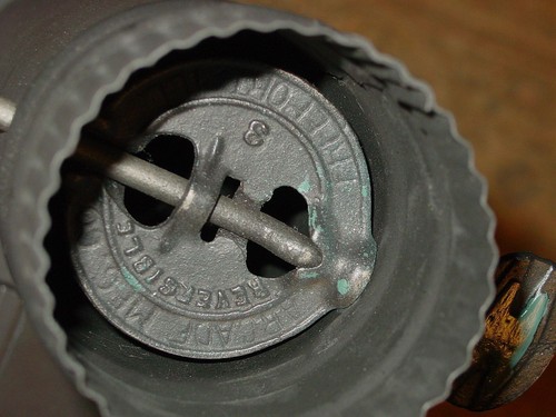 JEMCO ANTIQUE SALESMAN SAMPLE HEATING STOVE TIN CAST IRON + STOVEPIPE & DAMPER - Picture 9 of 15
