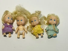Vintage Tyco Quints Baby Doll Lot of 4  -Boys Girls Figures with Outfits -