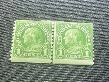 US Stamps Scott 597 Coil Joint Line Pair Mint Hinged