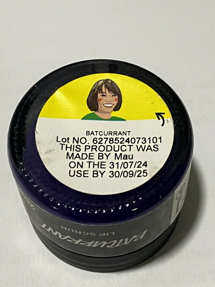 Exfoliante labial LE LUSH Cosmetics BATCURRANT 20 g Foto 2 de 3