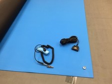 2 LAYER RUBBER ANTI-STATIC ESD MAT kit-W/Dual point and Wrist Strap-30"X72"-Blue