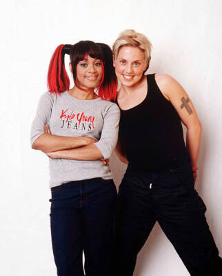 Lisa Left Eye Lopes from TLC Mel C from the Spice Girls pose befor- Old Photo