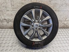 MG HS 2023 17" INCH ALLOY WHEEL WITH DAMAGED TYRE 6.5J