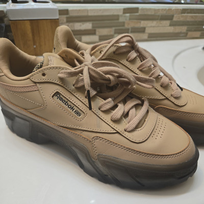 Size 8.5 - Reebok Cardi B x Club C Sahara W - Mint Condition 