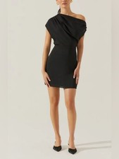 ASTR The Label Off The Shoulder Ruched Mini Dress Size Medium Black Cocktail