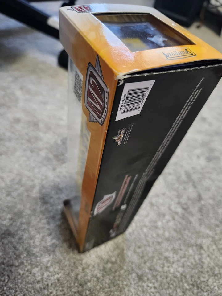 2017 M2 Machines Auto Haulers 1969 Dodge Charger Daytona 440 R19 #16-08 - Image 3 of 3