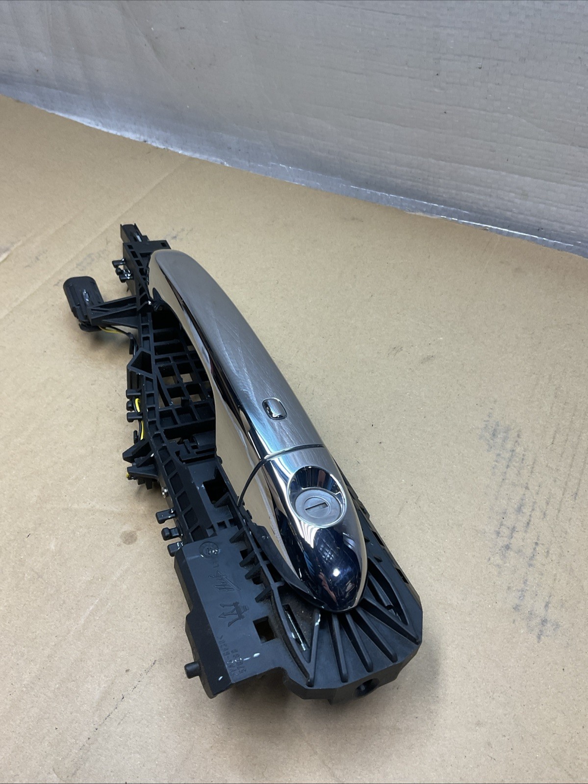 14-24 Maserati Ghibli QuattroPorte Front Left Exterior Door Handle Chrome OEM