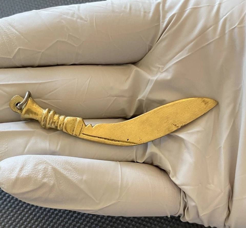 Nepalese Khukuri Nepal Knife Emblem Key Ring - Image 2 of 3