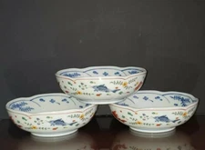 Vintage 3pc. Japan Porcelain Blue White & Multi-color Koi Fish Scalloped Bowls